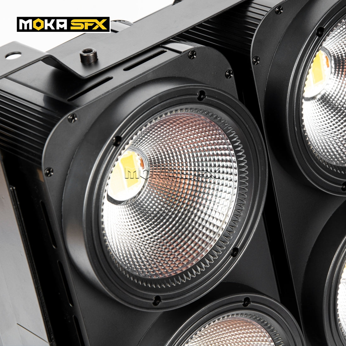 MOKA SFX P-15/P-19 Combinable 4-eye 4*100W 2 IN 1/3 IN 1 RGB LED COB Audience Light