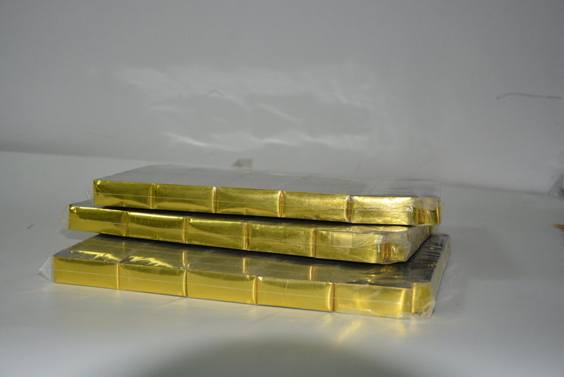 Confeti metal rectangular dorado